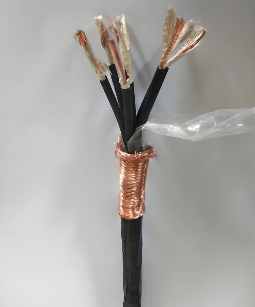 金聯(lián)宇電纜分析電纜護(hù)套越厚質(zhì)量就越好嗎？其實(shí)不然！.jpg